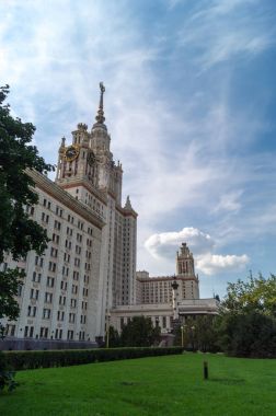 Moskova Devlet Üniversitesi