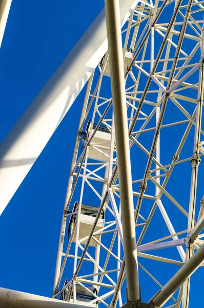 Roue ferris blanche géante — Photo