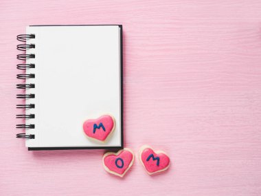 Anneler günü için hazırlanıyor