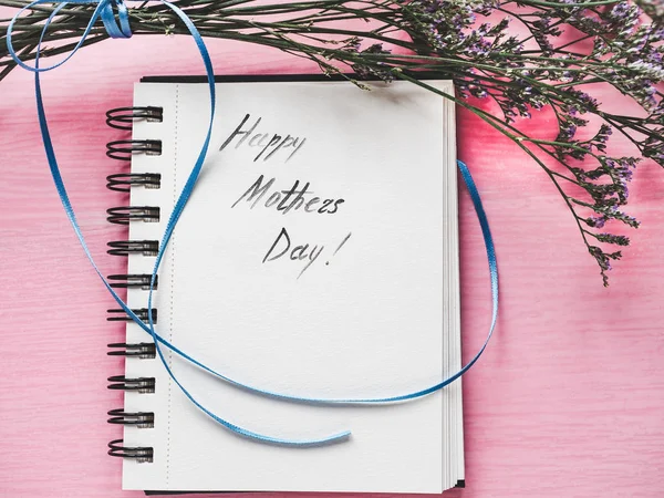 Preparing for Mother\'s Day