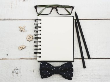 Boş Not Defteri sayfası için kendi isteklerine