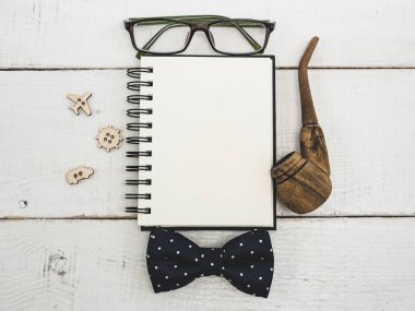 Kendi isteklerine için bir not defteri boş sayfa