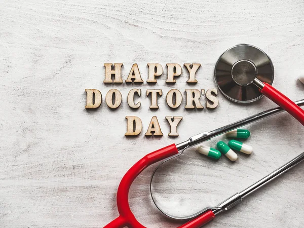 Šťastný Den doktorů. Krásná pohlednice. Izolované pozadí — Stock fotografie