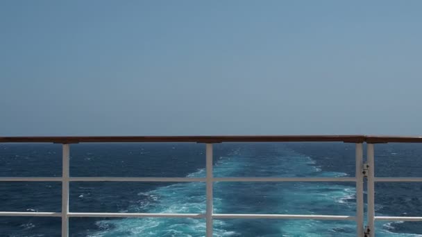 Empty deck of a cruise ship. Side view — Stock Video