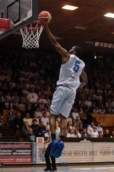 Kaposvar - Pecsi VSK basketball game — Stock Photo, Image