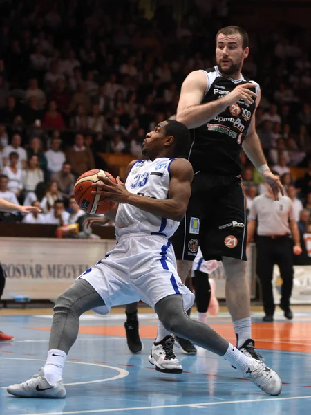 Kaposvar - Pecsi Vsk Basketbol oyunu — Stok fotoğraf