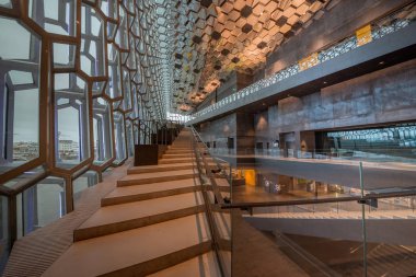 Reykjavik, İzlanda-Harpa, konser salonu ve Kongre Merkezi.