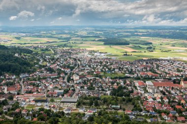 Kuşbakışı Alman alanları, çayırlar, ormanlar ve köyleri