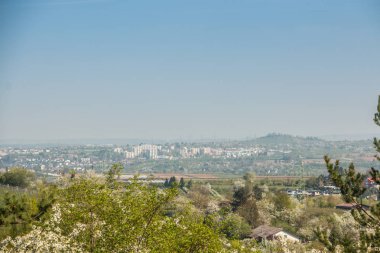 Vadinin aşağı şehir manzarası