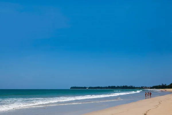 Turista na praia — Fotografia de Stock