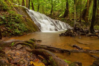 Manora şelalesinin manzarası, Phang Nga, Tayland 'ın güneyi..