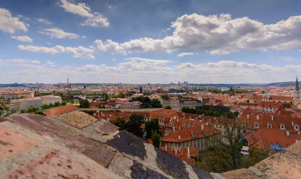 Praha a výhledem na město a panorama z Pražského hradu — Stock fotografie