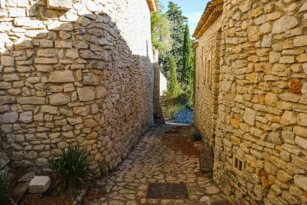 Opuštěná Cesta Úzké Uličky Vesnice Provence Cestovní Ruch Francii — Stock fotografie