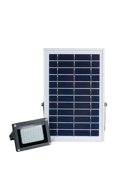 白色背景的太阳能电池板和发光二极管灯笼 — 图库照片