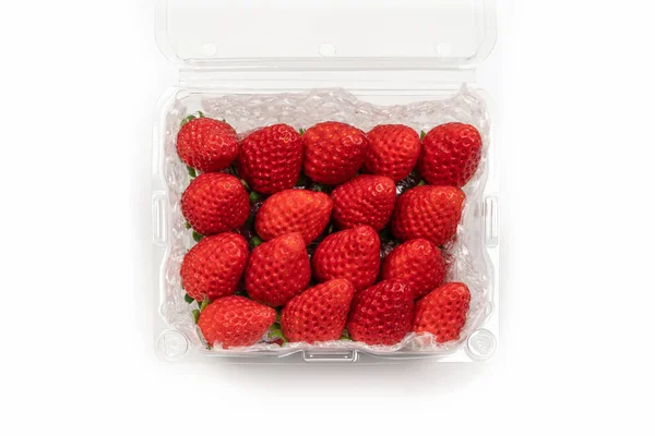Fresa fresca de Asia se arreglan en plástico de embalaje premium — Foto de Stock