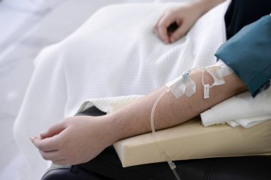 Kadın bakım kliniğinden vitamin alan Asya 'ya yakın bir yerde..