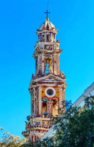 Dzwonowa wieża klasztor Panormitis na wyspie Symi, Grecja — Zdjęcie stockowe