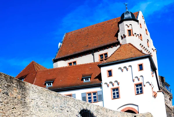 Kasteel van Alzenau in Beieren, Duitsland — Stockfoto