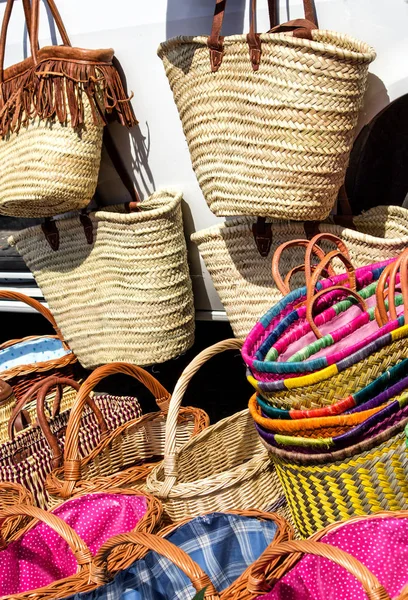 Straw bags and wicker baskets selection — Stock Photo, Image