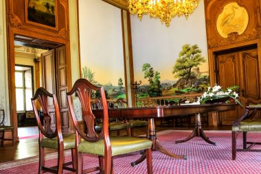 Hanau, Frankfurt am Main, Almanya yakınındaki muhteşem Phillipsruhe Kalesi'nin iç görünüm