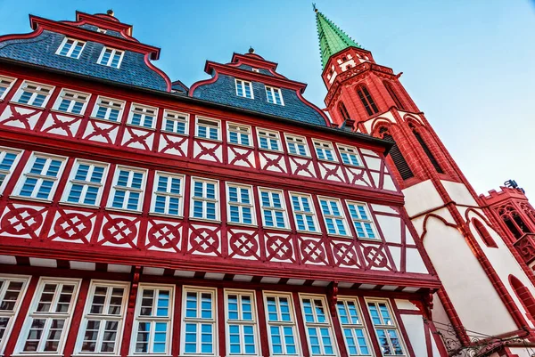 Famosas casas de entramado de madera en el centro histórico de Frankfurt, Alemania —  Fotos de Stock