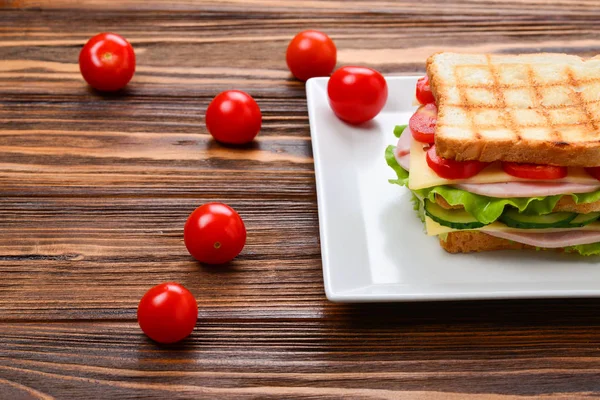 Sandwich Bread Tomato Lettuce Yellow Cheese — Stock Photo, Image