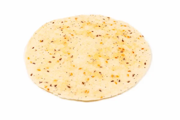 Pão Pitta com sementes isoladas em branco — Fotografia de Stock