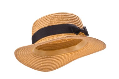 Siyah pruvalı hasır şapka beyaz arkaplanda izole. 