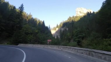 Serpantinli yol sürüş