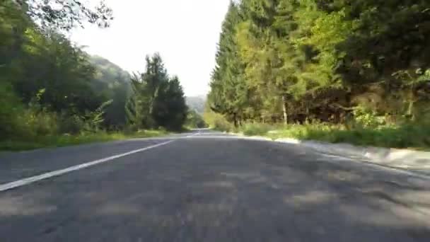 Kırsal hız araba ön kamera ile — Stok video