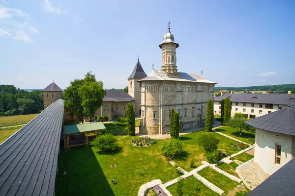 Dragomirna versterkt klooster — Stockfoto