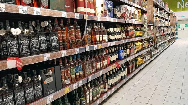 Whisky botella, departamento de bebidas — Foto de Stock