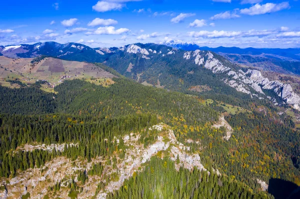 Aerial landscape in autumn mountain — ストック写真