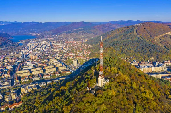Antennenturm auf dem Herbstberg — Stockfoto