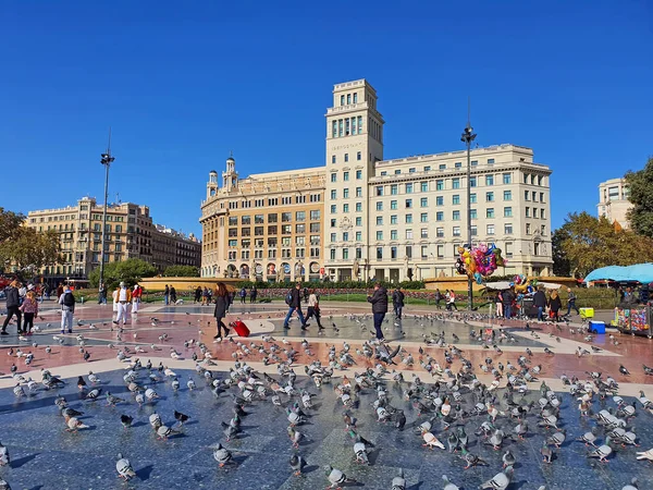 Barcelona Spanje November 2019 Mensen Het Catalaanse Plein Het Centrum — Stockfoto