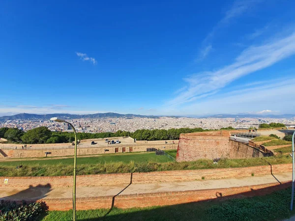 Antike Mauern Des Schlosses Montjuic Und Barcelona Panorama — Stockfoto