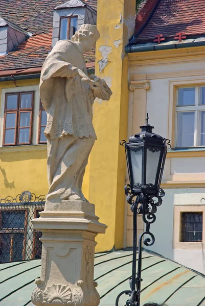 Bratislava Nın Tarihi Merkezi Eski Heykel Sokak Lambası — Stok fotoğraf