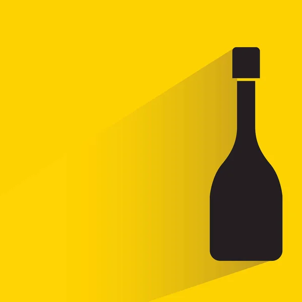 Garrafa Bebida Com Fundo Amarelo Sombra Gota —  Vetores de Stock