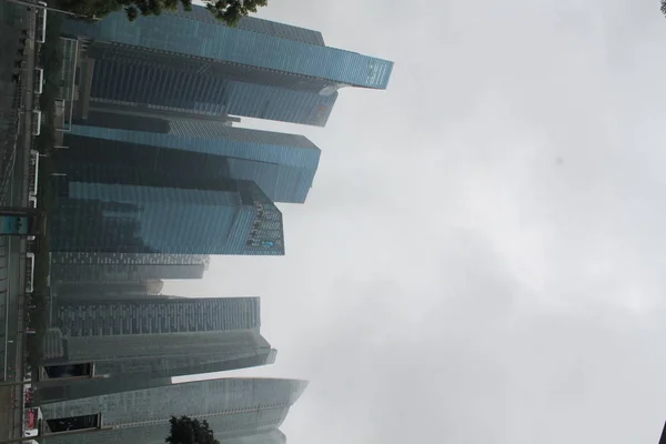 Центрі міста в Сінгапурі. Міський фон з будівлями. Фінансовий центр міста — стокове фото