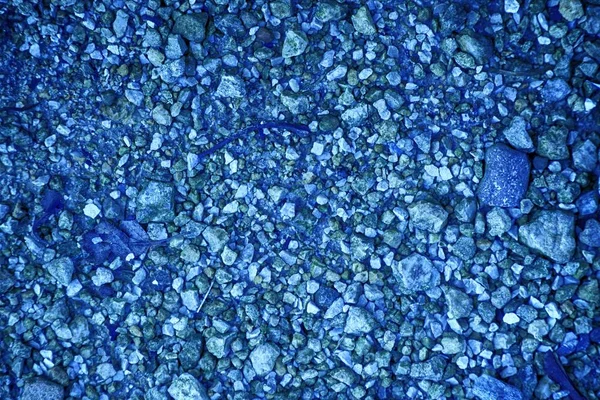 울트라 블루 자갈 표면, 돌 질감 또는 바위를 배경으로, 지상 배경 — 스톡 사진