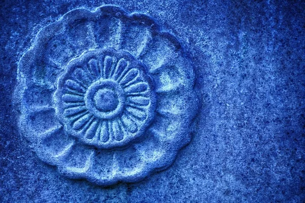 Ultra azul Textura de piedra ornamentada, forma de roca circular, fondo para sitio web o dispositivos móviles — Foto de Stock
