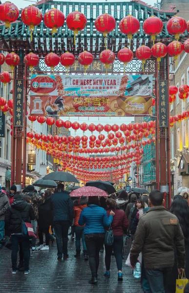 Китайские новогодние украшения в Китаетауне.Лондон.UK . — стоковое фото