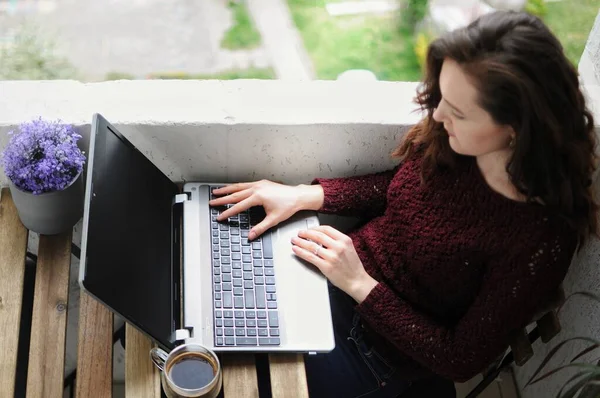 Girl Freelancer Working Laptop Balcony Corona Virus Quarantine Work Home — Stock Photo, Image