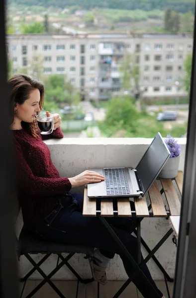 Work Home Woman Working Laptop Balcony Covid19 Quarantine Remote Education — Stock Photo, Image