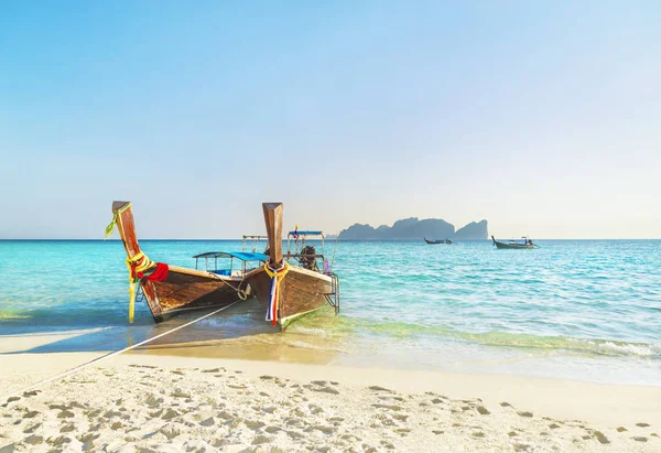 Two traditional thai longtail boats at famous sunset Long Beach, — Stock Photo, Image