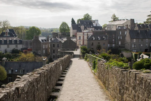 Dinan Frankreich April 2017 Schönes Mittelalterliches Französisches Dorf Mit Steinhäusern — Stockfoto