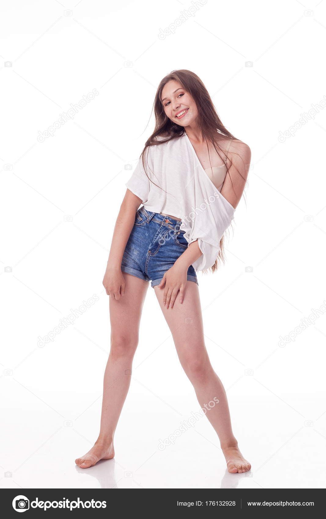 girl white shorts