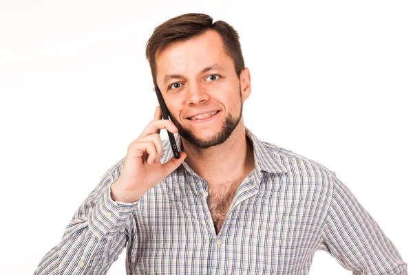 Sakallı adam telefonda konuşuyor. Farklı duyguları ile poz. Konuşma simülasyonu. İzole resmi beyaz arka plan için. Bir gömlek giymiş 