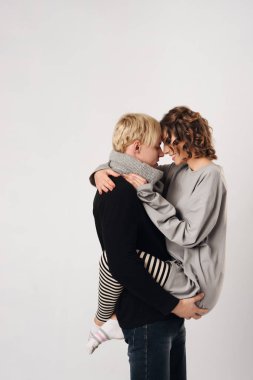 aşık, mutlu erkek ve kız Sevgililer günü