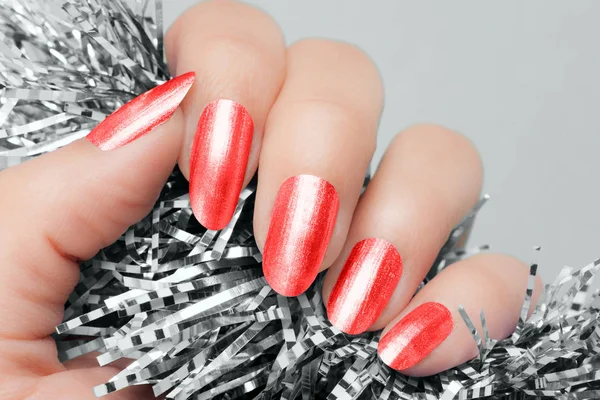 Red nails manicure — Stock Photo, Image